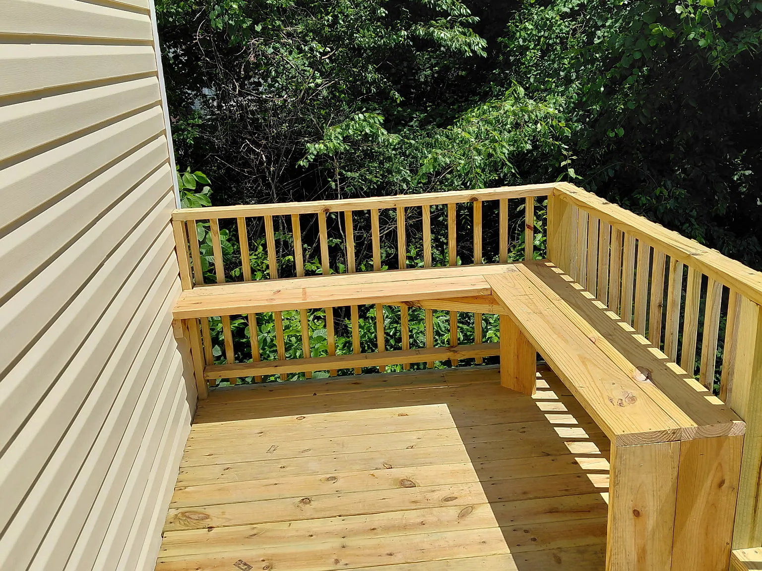 2 bed, 700 sqft, $2,200 — Photo 2