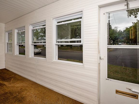 2nd image of 1405 Morton Ave