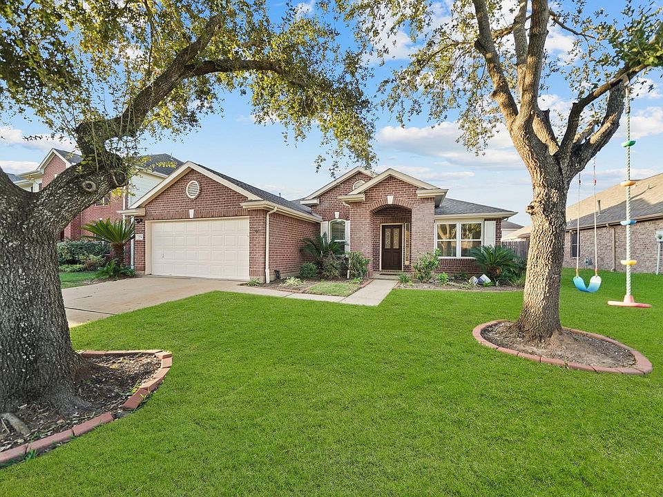 1st image of 2714 Crestbrook Ct