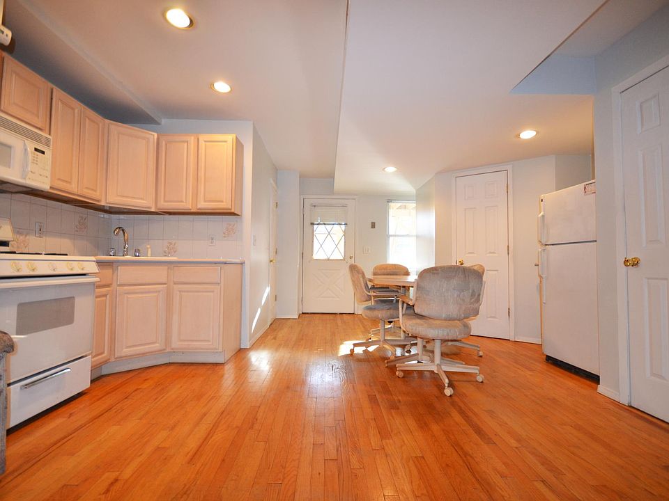 1st image of 241 Huntington Ave #1