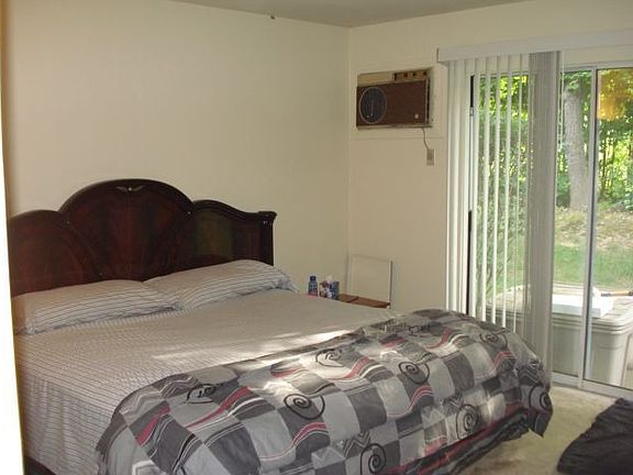 MBR- Slider to Patio