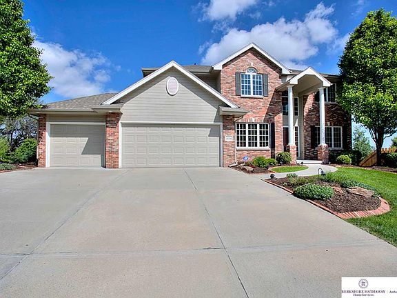2nd image of 18508 Hamilton Cir