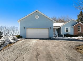 10154 Heather Ridge Ct, Goodrich, MI 48438