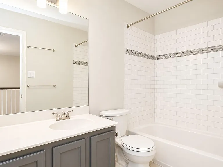 13461 Gent Dr — Photo 21