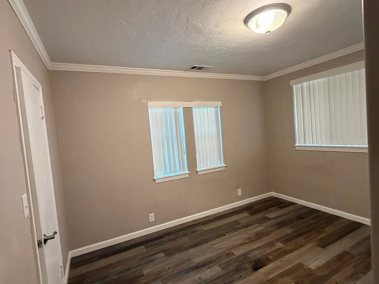 2 bed, 1294 sqft, $2,495 — Photo 4