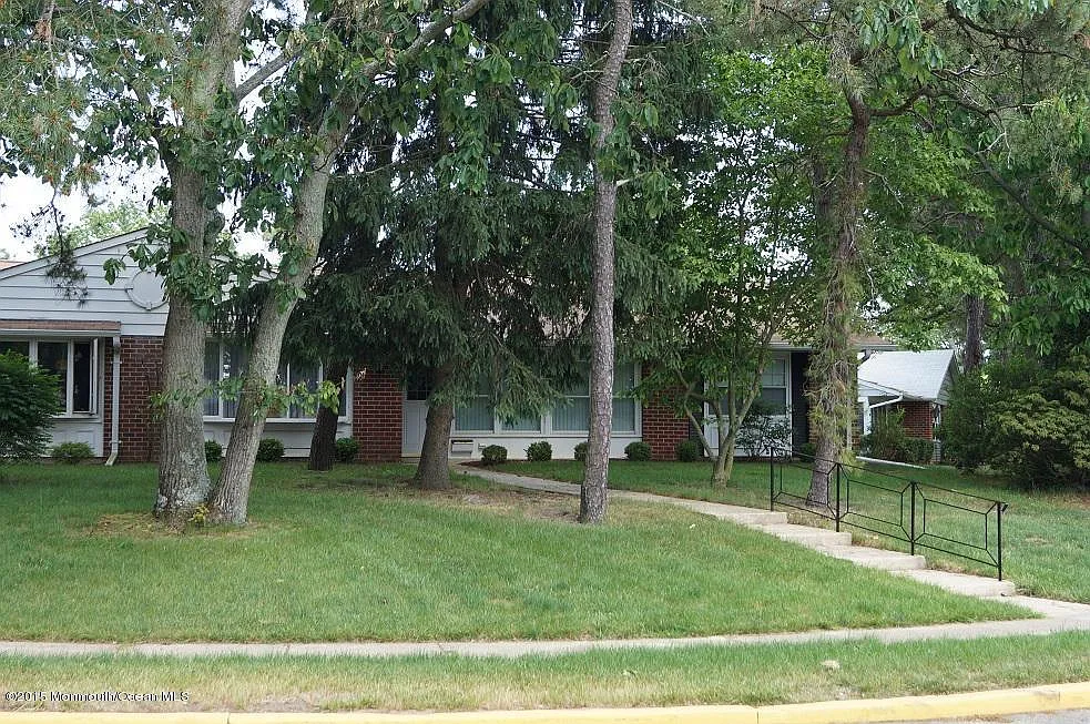 1225 Argyll Circle #B photo 1