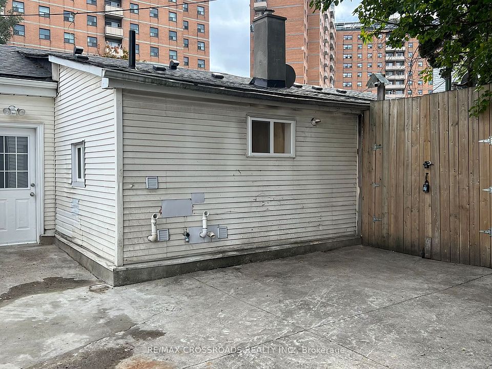 1st image of 278 Shuter St #Basement