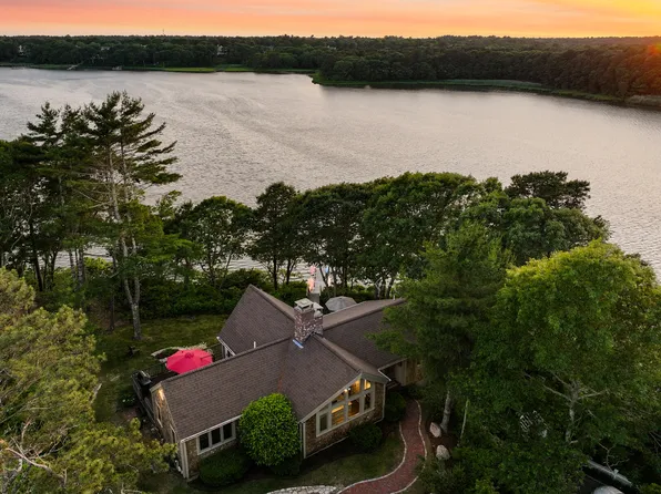 108 Bay Road, Cotuit, MA 02635