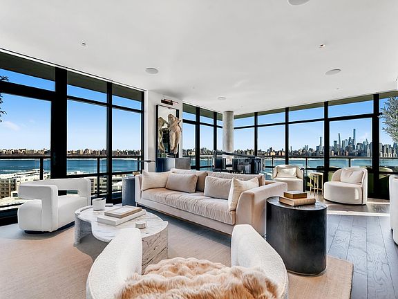 3rd image of 8701 Churchill Rd #Penthouse 1501