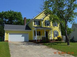 9435 Pondside Ln, Charlotte, NC 28213