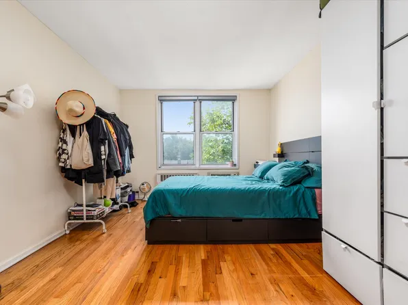 60-11 Broadway image 5 of 16