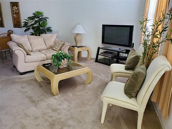 5th image of 255 W End Dr #1
