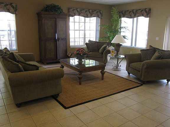 3rd image of 319 Balfour Dr #807