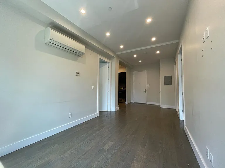 532 E 142nd St #1B — Photo 3
