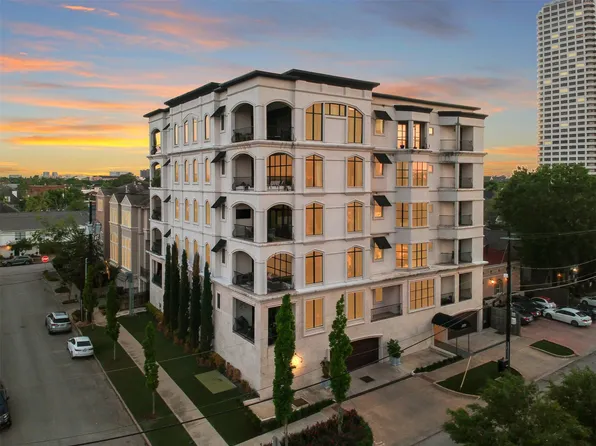 2221 Welch St APT 401, Houston, TX 77019