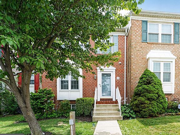 2nd image of 19 Open Gate Ct