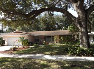 1565 15th Ct W, Largo, FL 33770