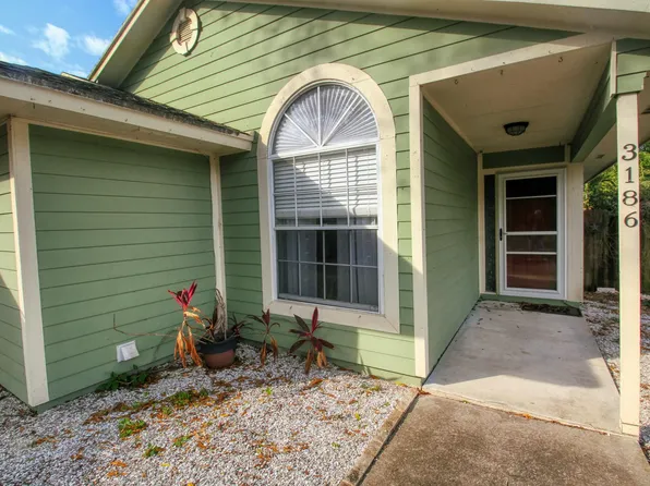 3186 1st. Street, Vero Beach, FL 32968