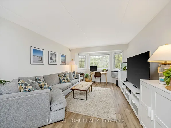 264 Alma St #203, Guelph/eramosa, ON N0B 2K0