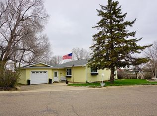 1088 5th Ave W, Dickinson, ND 58601
