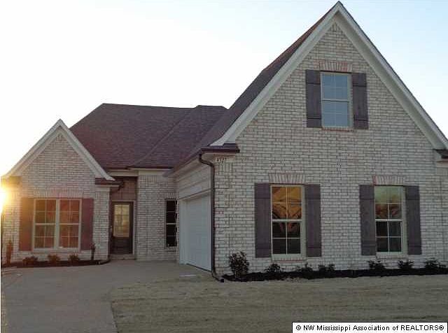 1st image of 4527 Boxwood Ln