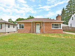 1340 Moncrest Dr NW, Warren, OH
