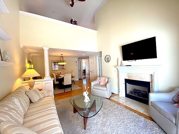 4th image of 30 Barker Square Dr #30