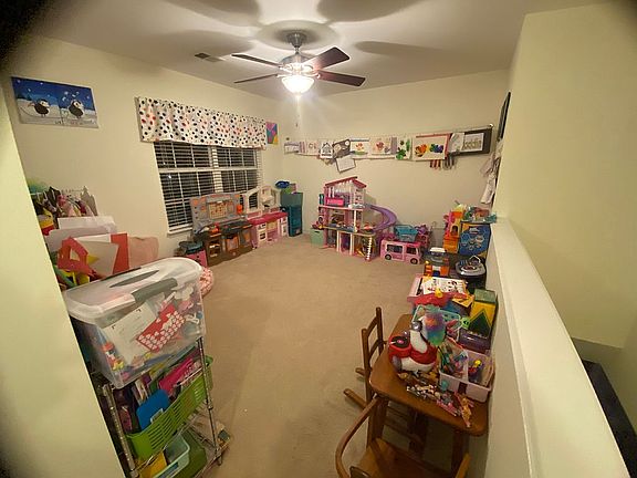 2nd image of 3181 Diana Cir