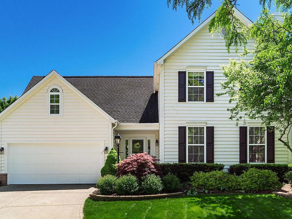 1st image of 6833 Willoughby Ct