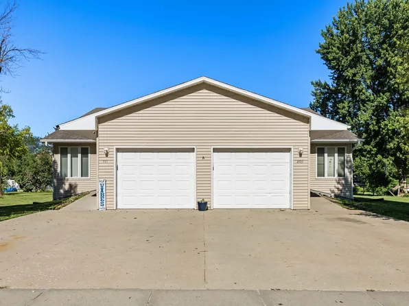209 S Cottonwood St, Roland, IA 50236