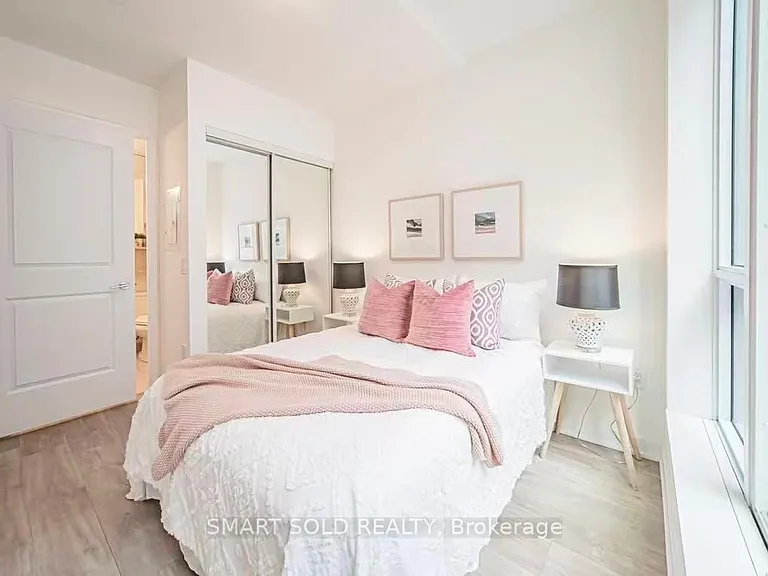 100 Dalhousie St #411 — Photo 23
