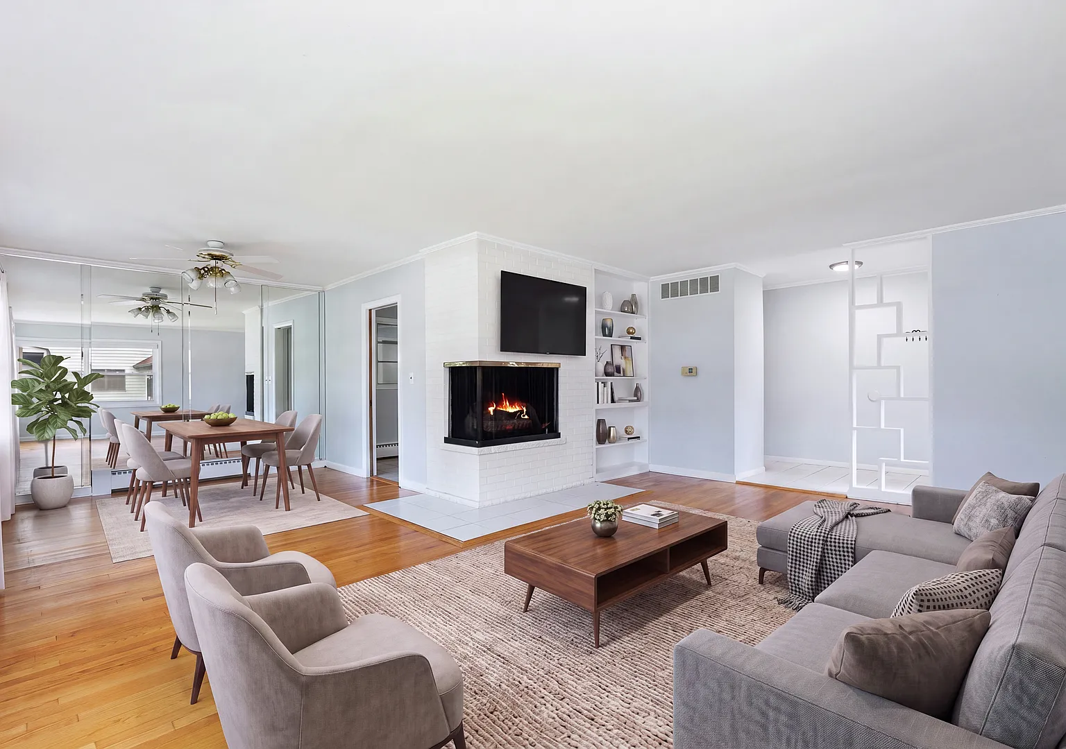 4 bed, 1.5 bath, 1622 sqft, $2,950 — Photo 4