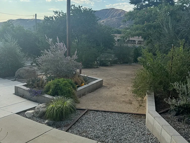 9462 Oak Glen Rd #A — Photo 21