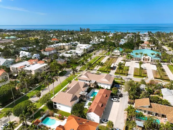 415 10th AVE S #7, NAPLES, FL 34102