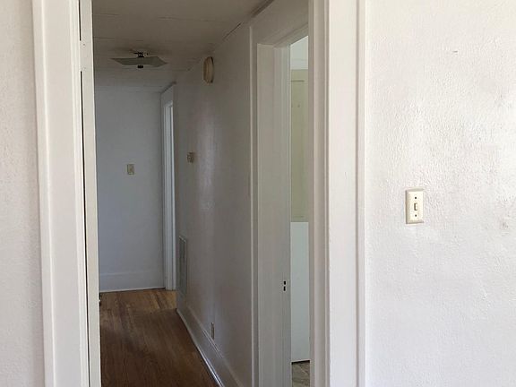 5th image of 1830 13th Ave