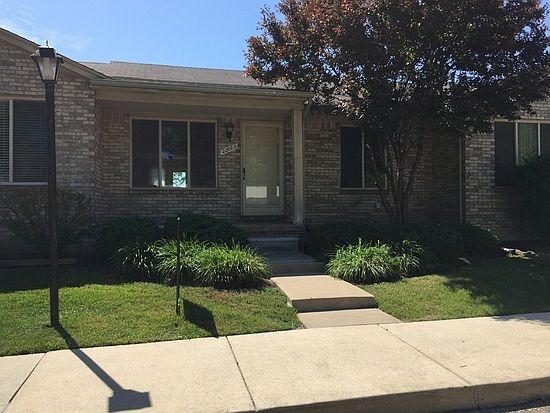 1st image of 22088 Glenwood St