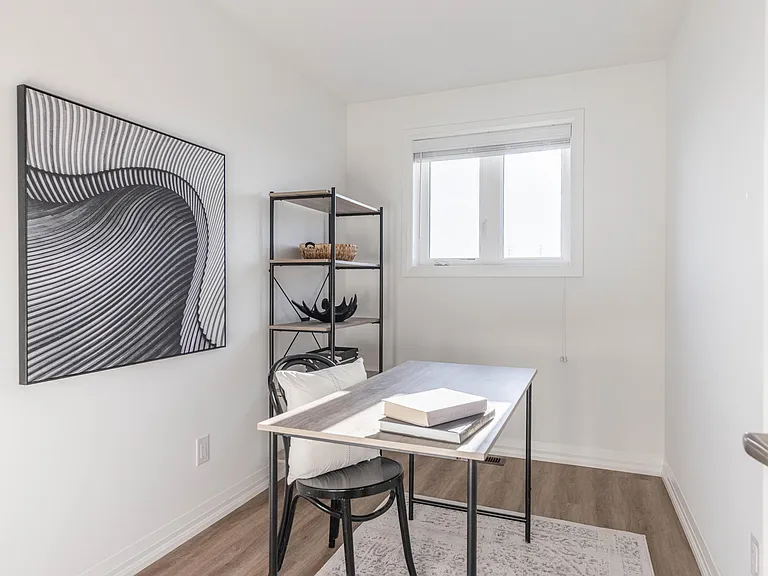 35 Southworth St — Photo 10