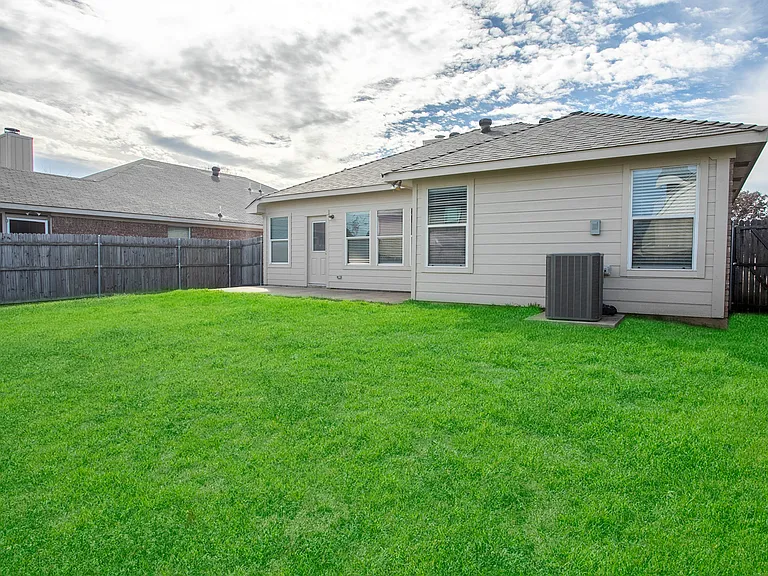 10500 Aransas Dr — Photo 28