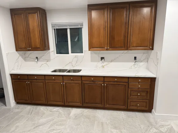9119 Canterbury Ave, Pacoima, CA 91331