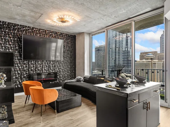 400 W Peachtree St NW Unit 2507, Atlanta, GA 30308