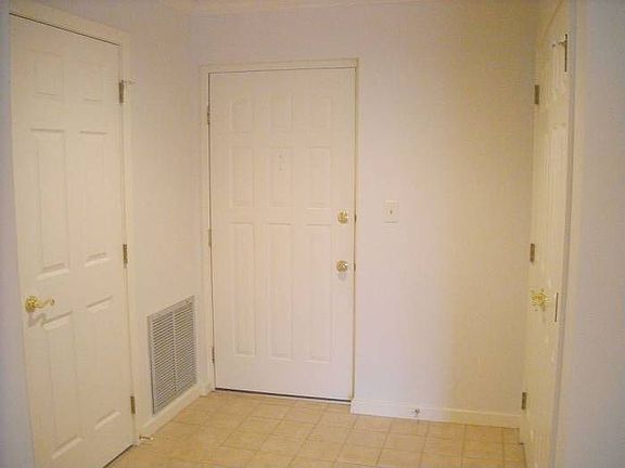 Foyer Entry