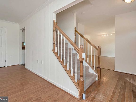 5th image of 3155 Ironhorse Dr