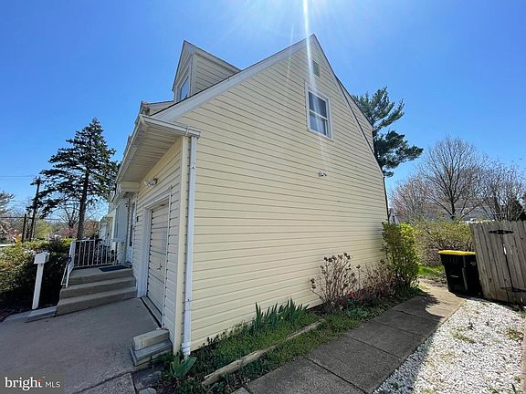 4th image of 318 Quigley Ave