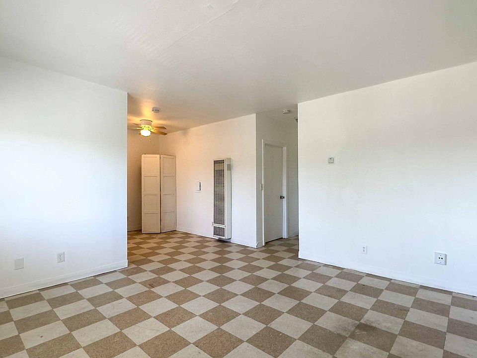 1st image of 3244 McLarens Ln APT 6
