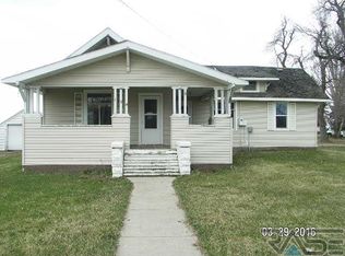 134 E Church Ave, Steen, MN 56173