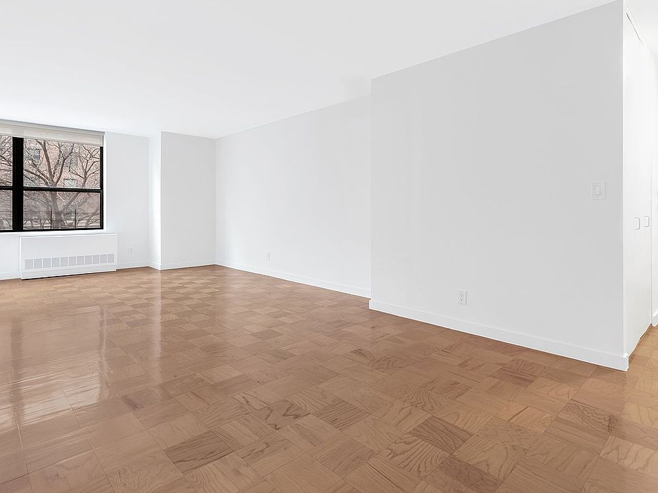 1st image of 247 W 87th St #3D