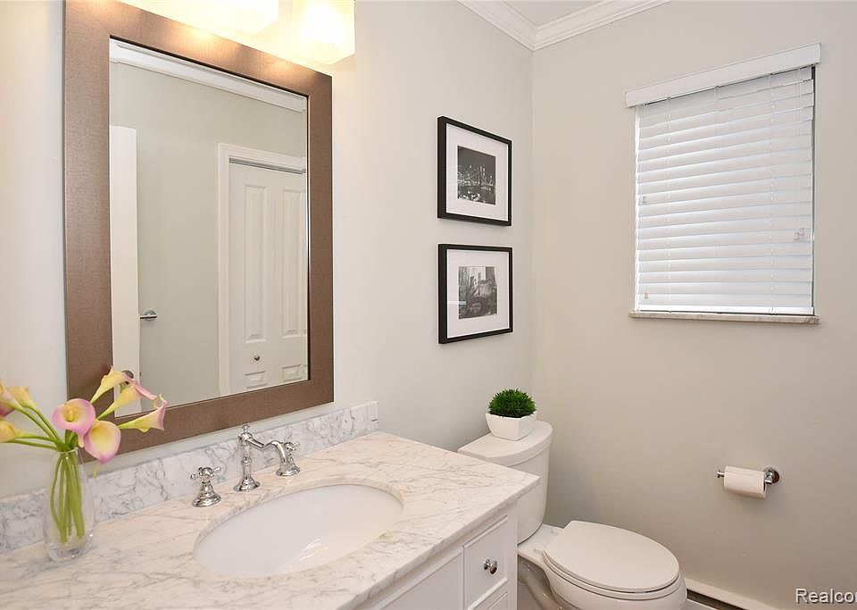 2698 Yorkshire Rd, photo 22