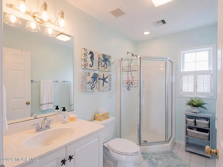 979 Ocean Ave — Photo 10
