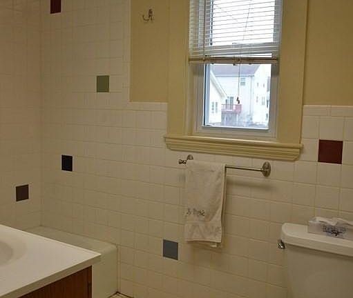5th image of 20 Kent St Unit 1