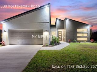 1300 Koltenborn Rd, North Port, FL 34288